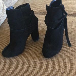 Steve Madden black suede booties